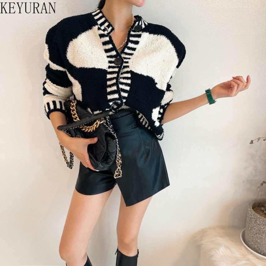 Autumn Winter Contrast Color Knitted Sweater Women Korean Chic O-Neck Single-breasted Button Thick Sweaters Cardigan Coat