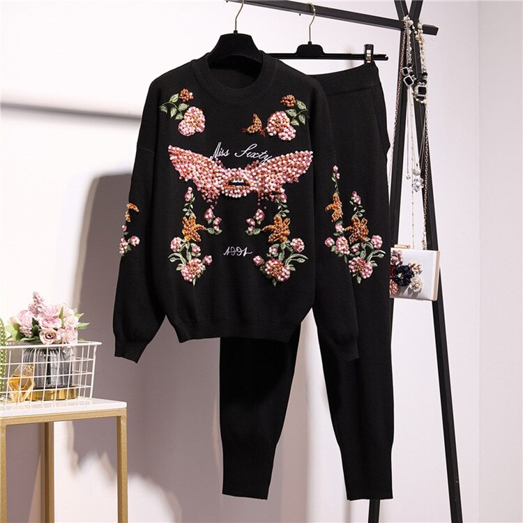 Two Piece Set Pearl Suit Beaded Women Knitted Tracksuit Embroidery Flower Sweater 2 Piece Set Jogger Pants Winter Clothes Jumper